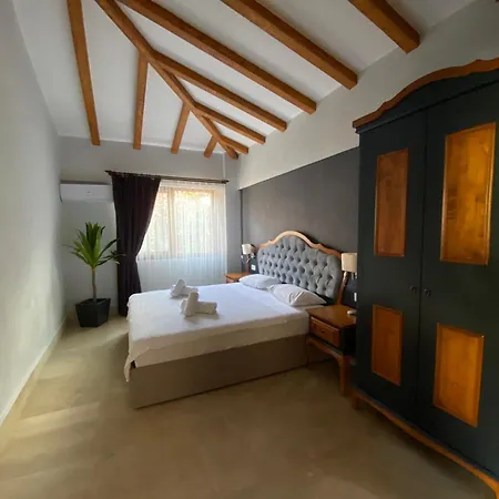 Tlos Royal 3+1 Villa, Oezel Havuzlu, 빌라 페티예