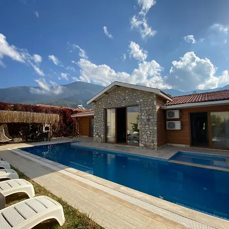 빌라 Tlos Royal 3+1 Villa, Oezel Havuzlu,